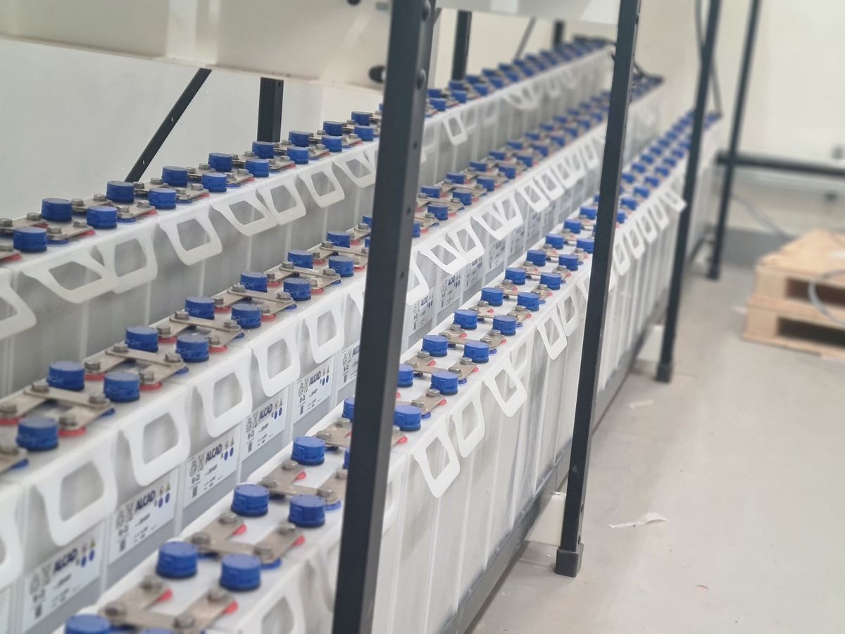 Storage battery bank